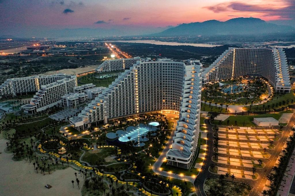 Rosemary Home At Bai Dai Beach Nha Trang - Seaview Condo Near Int'T Cam Ranh Airport Esterno foto