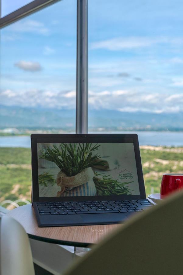 Rosemary Home At Bai Dai Beach Nha Trang - Seaview Condo Near Int'T Cam Ranh Airport Esterno foto